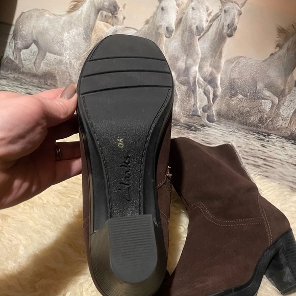 Clarks suede boots - Picture 13 of 14